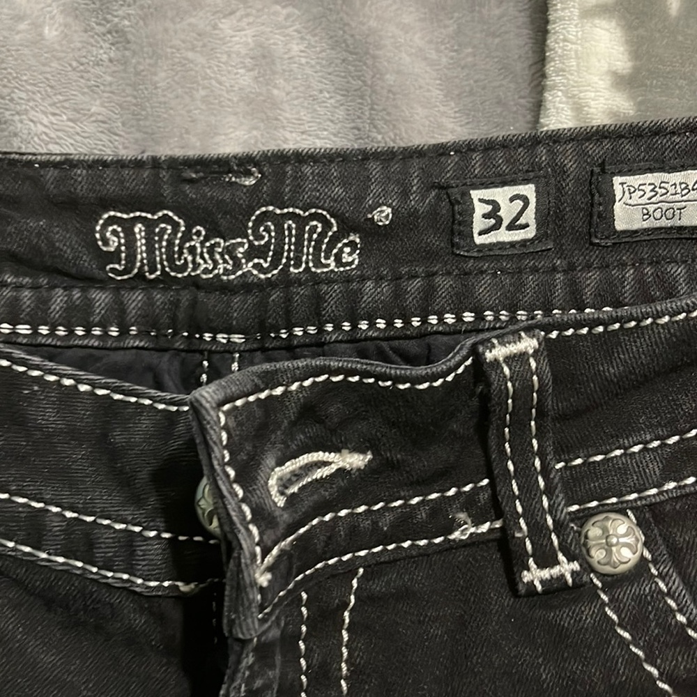 Black with zebra bling Miss me jeans 32x34